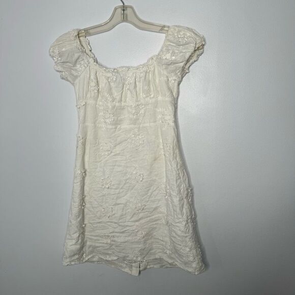Kourt white dress size Small - Picture 6 of 7